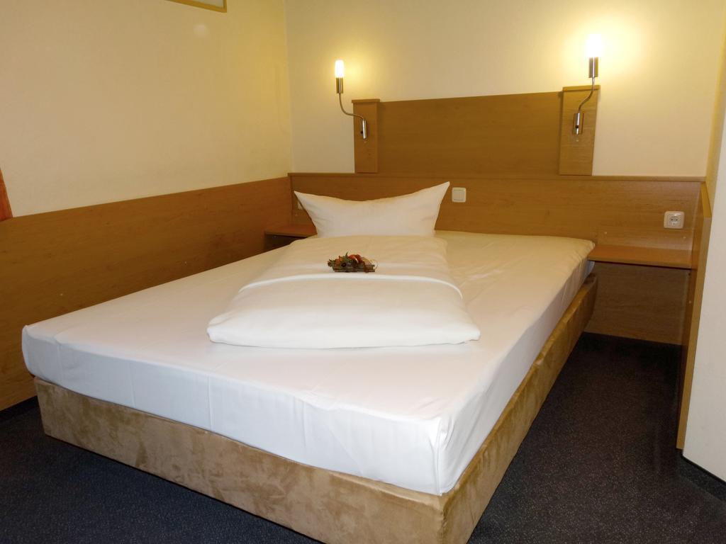 Hotel Sonne - Haus 2 Idstein Oda fotoğraf